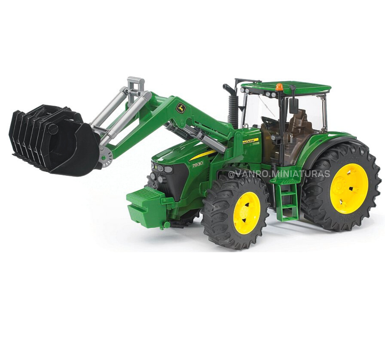 Tractor John Deere 7930 con cargador frontal – Bruder