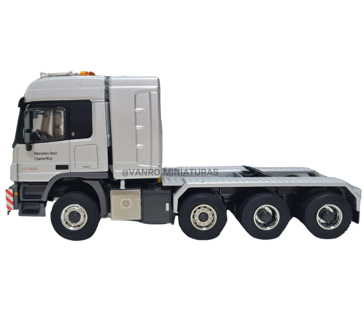 Camión Mercedes Benz Actros MP3 8×6 – WSI Models