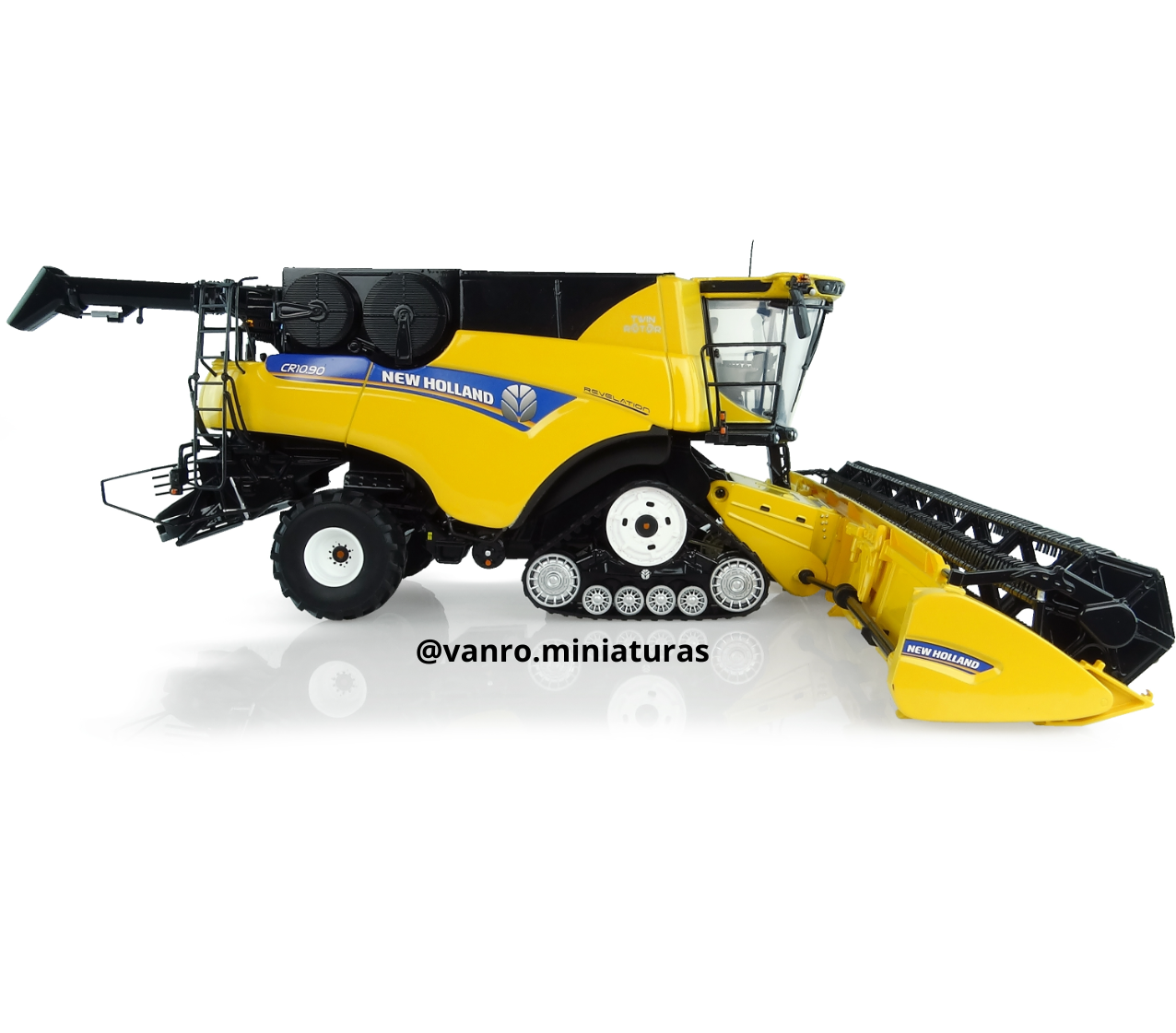 Cosechadora New Holland CR10.90 – Universal Hobbies