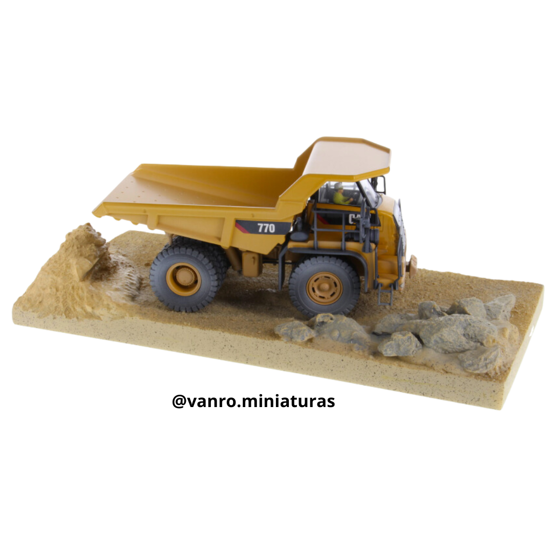 Camión de extracción desgastado Cat. 770 – Diecast Masters