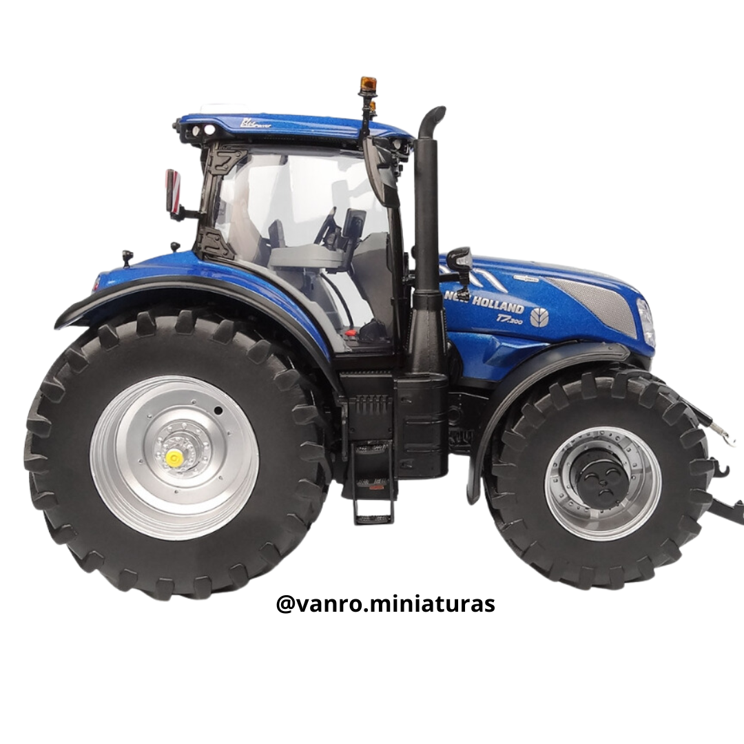 Tractor New Holland T7.300 Blue Power – Universal Hobbies