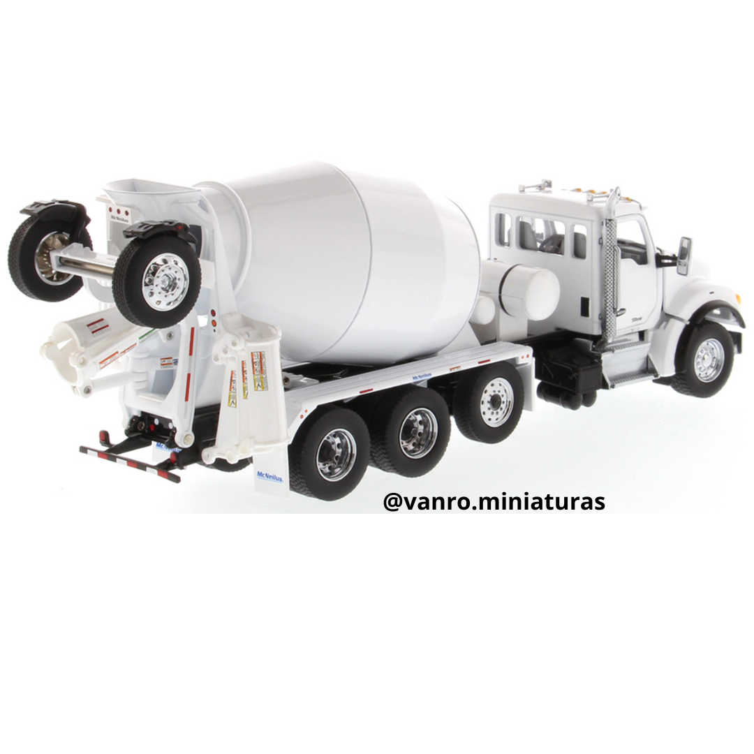 Camión Kenworth T880 SBFA + Mixer McNeilus – Diecast Masters