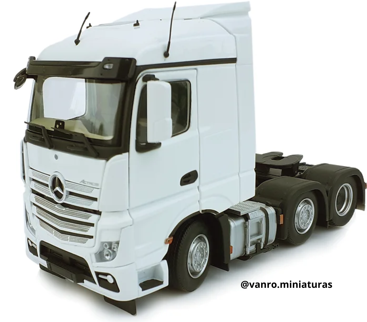 Camión Mercedes Benz Actros 6×2 – Marge Models