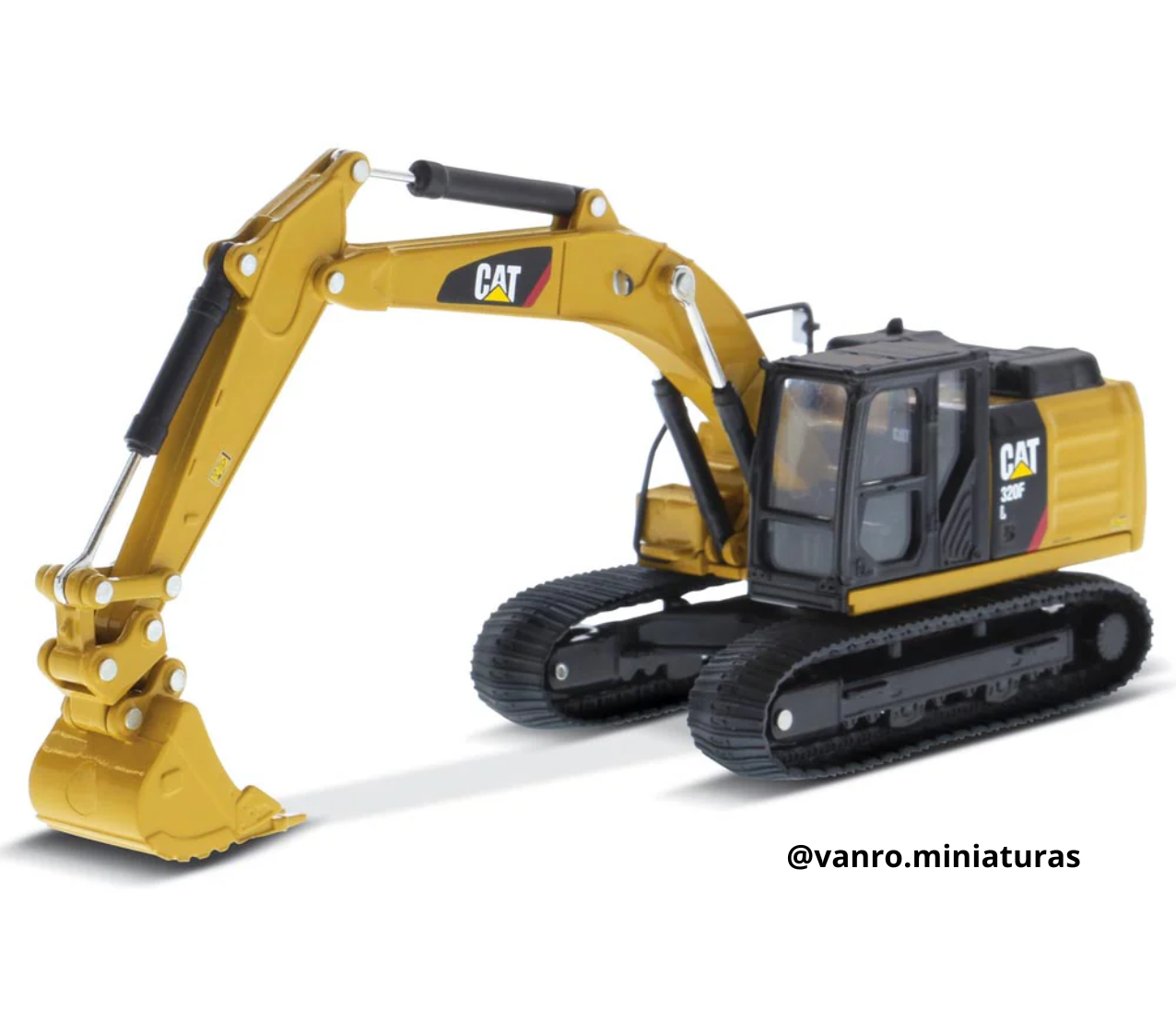 Excavadora Cat. 320F c/ 5 piezas intercambiables – Diecast Masters