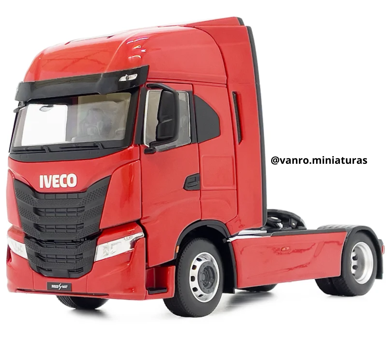 Camión Iveco S-Way 4×2 rojo – Marge Models