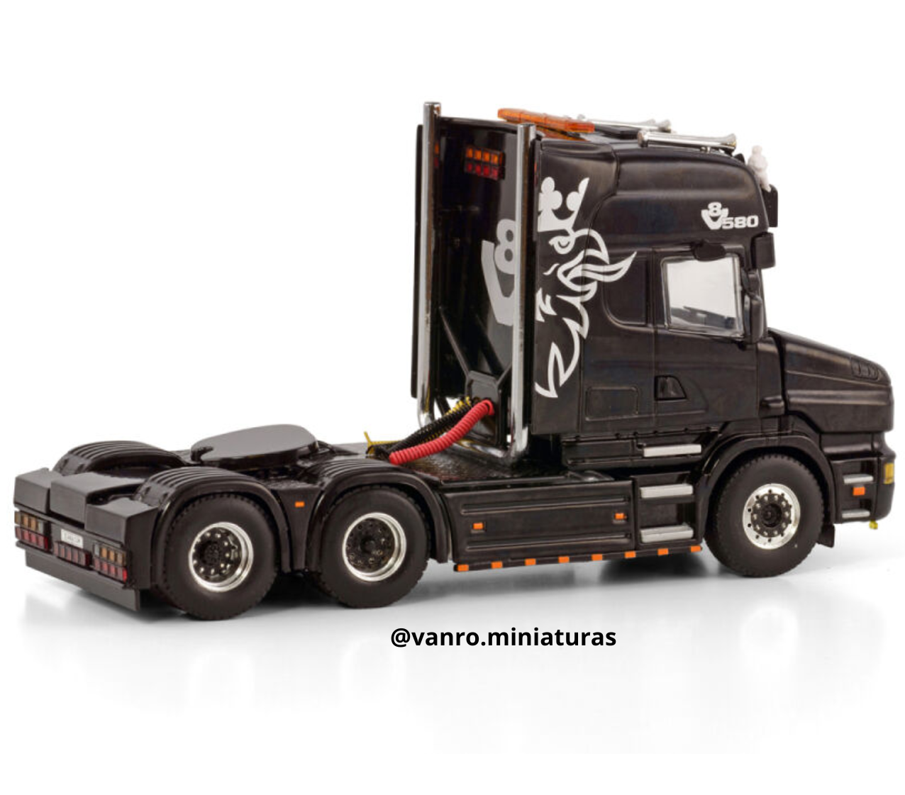 Camión Scania 164l Torpedo Serie 4 6×2 – WSI Models